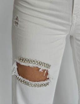 Ripped White Jeansindex