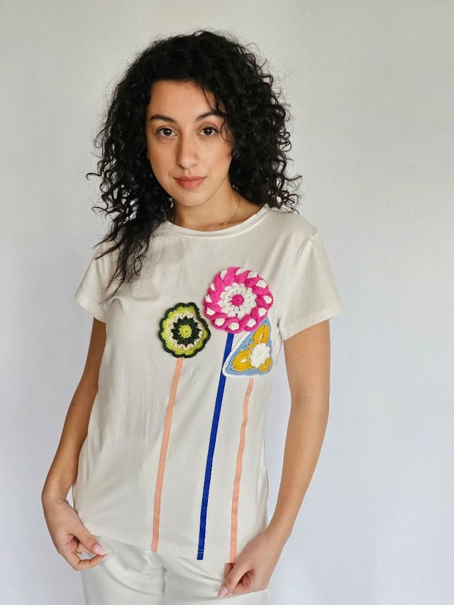 White T-shirt with Crochet Flowers